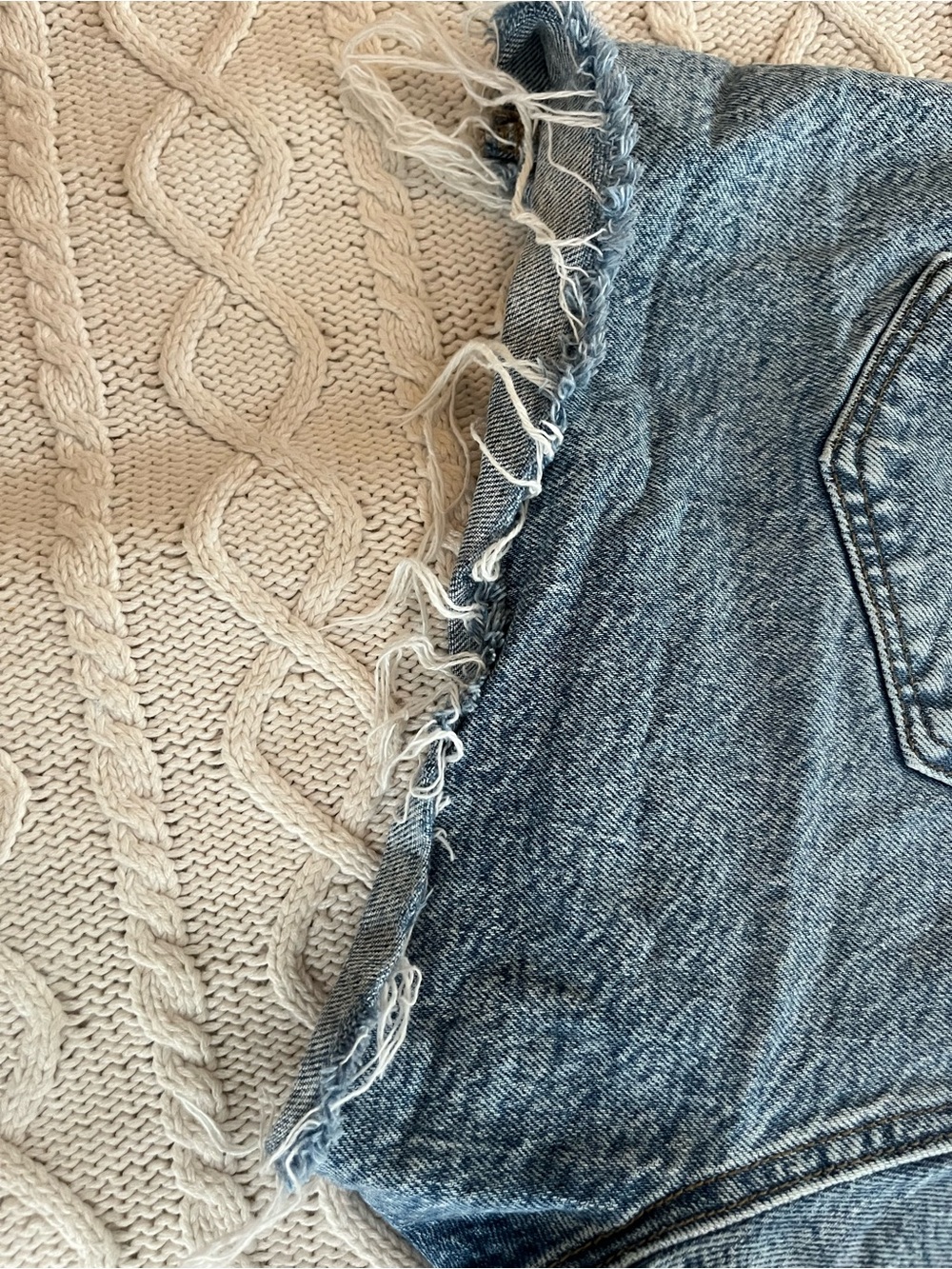 Loft Light Blue Cotton Women’s Denim Jean Shorts Size 4 or 27 Waist - Picture 10 of 15